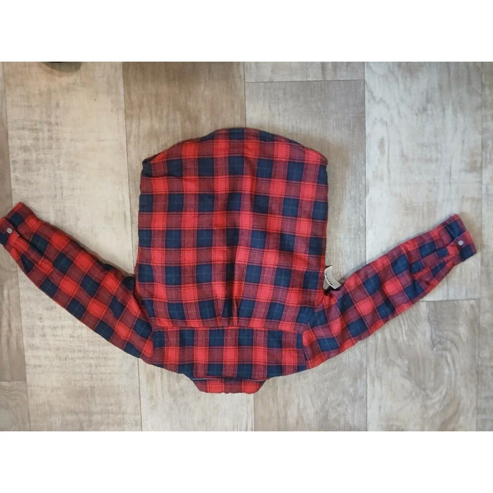 7 For All Mankind Flannel Insulated Shacket Kids Size 5 Red & Blue Plaid Pocket